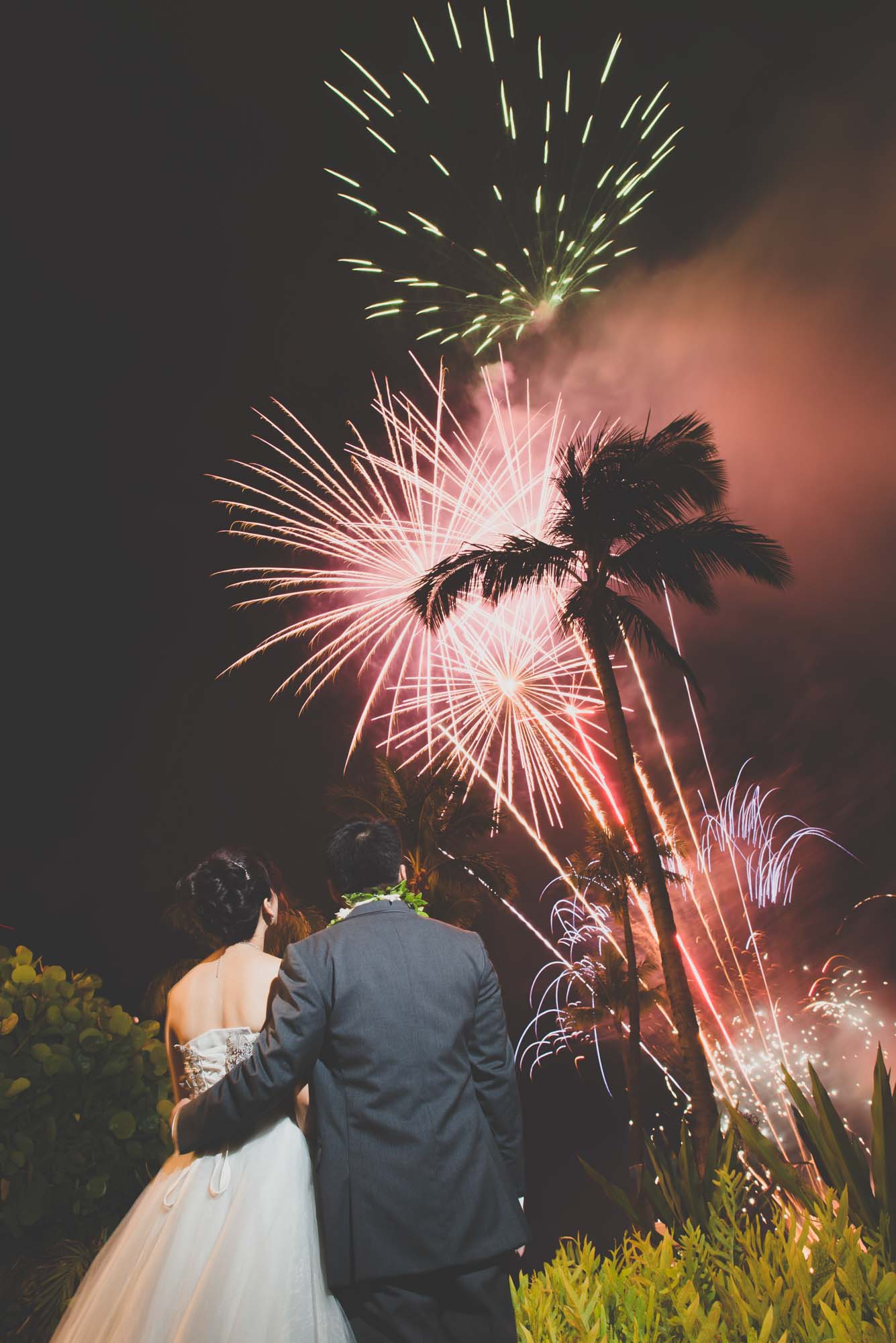 hawaii-wedding-photography-hilton-hawaiian-village-150522-0002.jpg